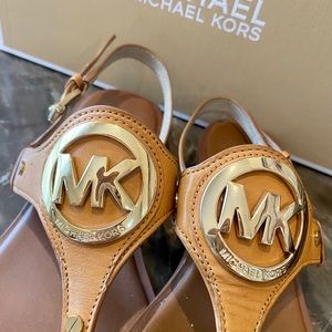 MICHAEL KORS: Aubrey Charm Thong